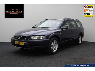 Volvo V70 Cross Country 2.4 T Comfort Line 2001 XC70 NAP | Airco | Cruise control | Trekhaak | Lederen bekleding met stoelverwarming | Zeer goede banden | Elektrisch verstelbare stoelen met memory |