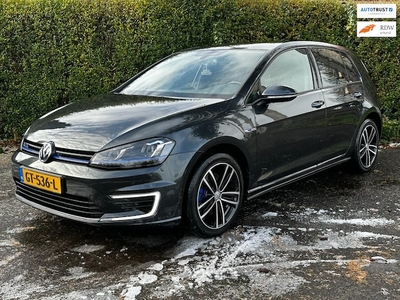 Volkswagen Golf Benzine