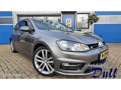 Volkswagen Golf Benzine