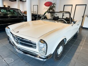 Mercedes-Benz 230 Pagode - ONLINE AUCTION