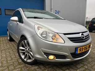 Opel Corsa 1.4-16V Cosmo 2007 Pano Half Leer Airco Trekhaak Cruise