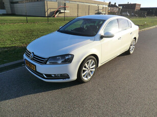 Volkswagen Passat 1.4 TSI Highline BlueMotion