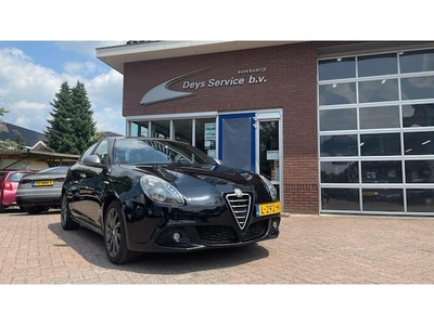 Alfa Romeo Giulietta Benzine