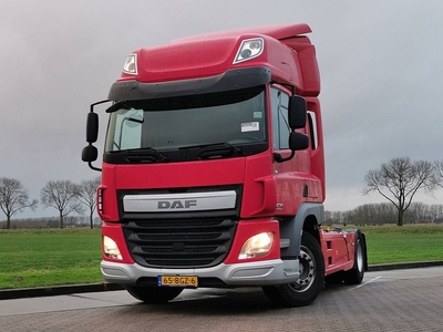 DAF CF 400 skylights skirts