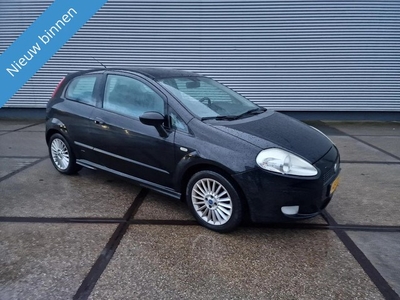 Fiat Grande Punto 1.4-16V Sport (bj 2006)