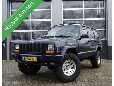 Jeep Cherokee 4.0i Sport YOUNGTIMER