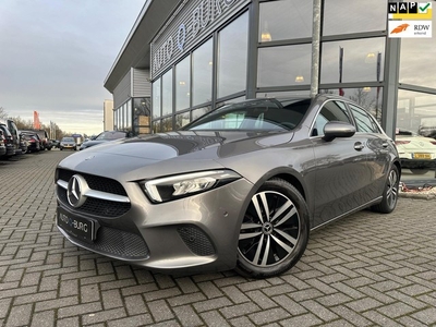 Mercedes-Benz A-klasse 180 Ambition 1eig. Led Leder