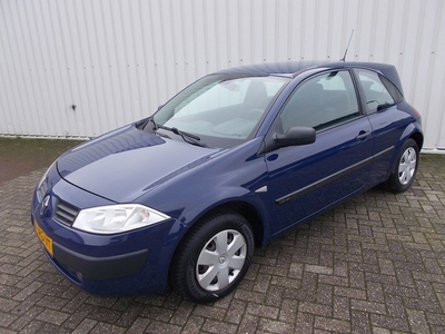 Renault Mégane 1.6-16V Comfort Automaat ( APK 01-06-2024 )