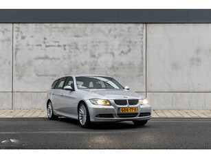 BMW 3-serie Touring 330i Business Line