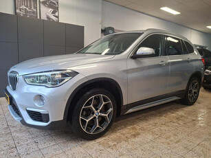 BMW X1 XDrive20i Centennial High Executive Trekhaak / Navigatie / Parkeer Sensoren / Stoelverwarming / DAB Radio / Led Verlichting