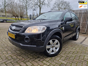 Chevrolet Captiva 2.4i Style 2WD/ 2e eigenaar/nap/7 personen/leer/airco/apk/stoelverwarming/parkeer sensoren/inruilen is mogelijk