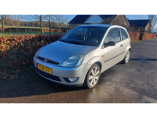 Ford Fiesta 1.3 Futura AIRCO BJ 2005