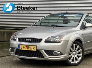 Ford Focus 2.0-16V Titanium Cabrio Automaat Airco Leder Stoelverwarming