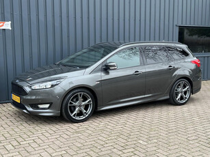 Ford Focus Wagon 1.0 ST-Line DEALER ONDERHOUDEN!/NAP!/NAVI!/APK!/