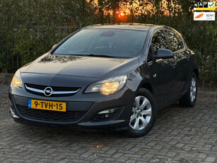 Opel Astra 1.4 Business+ / NAP