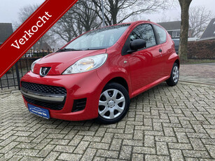 Peugeot 107 1.0-12V Petit Filou