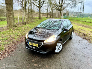 Peugeot 208 1.2 VTi Zwart 5drs Airco Touchscreen NAP ✅