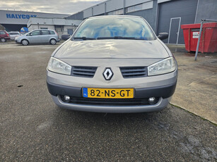 Renault Mégane 1.4-16V Expression Basis