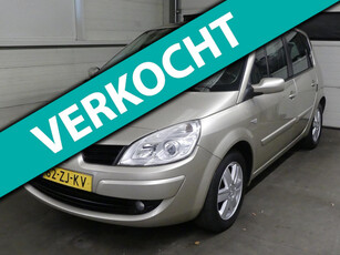 Renault Scénic 1.6-16V BusinLine - Automaat - Navigatie - Trekhaak