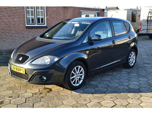 SEAT Altea 1.2 TSI Ecomotive Businessline COPA - Airco - Navigatie - Cruise-control - Lm.Velgen - Pearkeersensoren - Radio/CD+Bluetooth+Aux - Mistlampen - Heel mooi en goed.