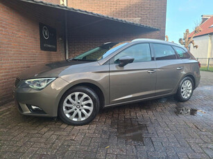 Seat Leon ST 1.0 EcoTSI Style Connect 116PK Navigatie / Led Verlichting / Carplay / Achteruitrijcamera / Parkeer Sensoren