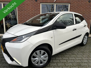 Toyota Aygo 1.0 VVT-i x-now VERKOCHT! NIEUWE APK / N.A.P. / AIRCO