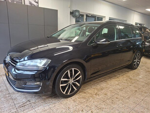 Volkswagen Golf Variant 1.4 TSI Highline DSG 140PK Panoramadak / Navigatie / Trekhaak / Xenon / Parkeer Sensoren