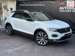 Volkswagen T-Roc 2.0 TSI 4Motion Sport, Panoramadak/Virtual/ACC/Beats/Trekhaak/Etc.