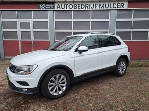 Volkswagen Tiguan 1.5 TSI 130 Pk Highline Bs Pano Ecc Nav. Apple Carplay 6 Bak