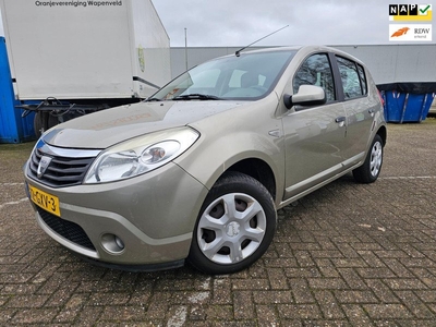 Dacia Sandero 1.6 Lauréate AIRCO *apk:11-2024*