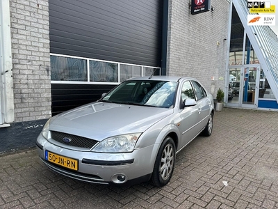 Ford Mondeo Benzine