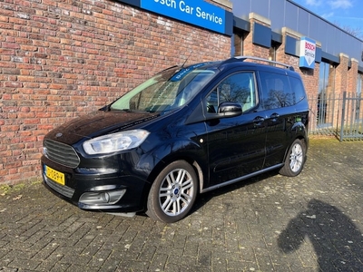 Ford Tourneo Courier Benzine