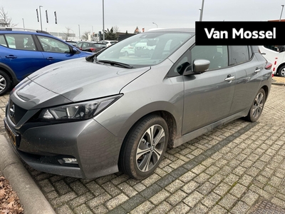 NISSAN LEAF N-Connecta 40 kWh 150pk | Navigatie | 360 Camera | Stoelverwarming | Adaptive Cruise Control |