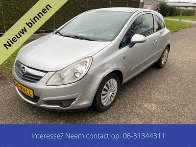 Opel Corsa 1.2-16V Enjoy Apk 22/12/2024 loopt rijd prima