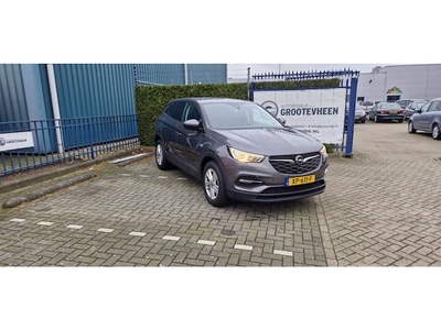 Opel Grandland Benzine