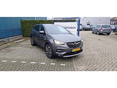 Opel Grandland Benzine