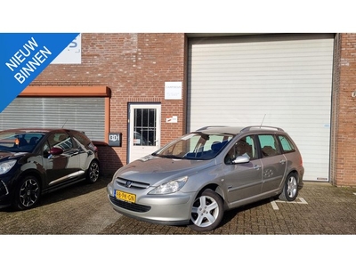 Peugeot 307 SW 2.0 16V Navtech PDC Trekhaak NAP Cruise