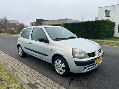 Renault Clio 1.2-16V Authentique