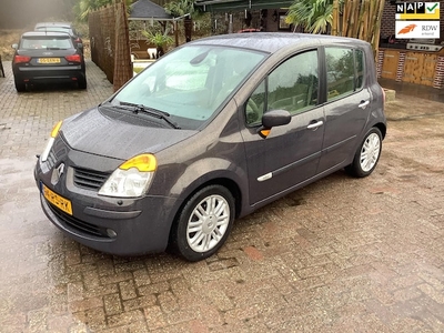 Renault Modus Benzine