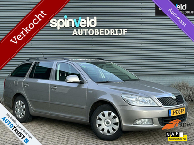 Skoda Octavia Combi 1.4 TSI Elegance BJ`12 AUT NAVI CRUISE TREKHAAK