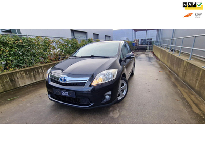 Toyota Auris 1.8 Full Hybrid Executive Business NAVI LEDER