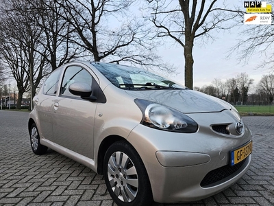 Toyota Aygo Benzine