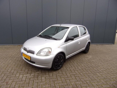 Toyota Yaris 1.3 VVT-i Luna