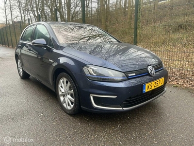 Volkswagen e-Golf e-Golf