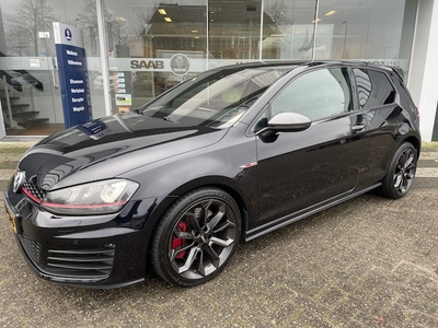 Volkswagen Golf Benzine