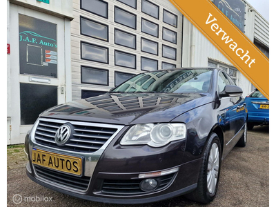 Volkswagen Passat 2.0 FSI Highline Leder Automaat Luxe