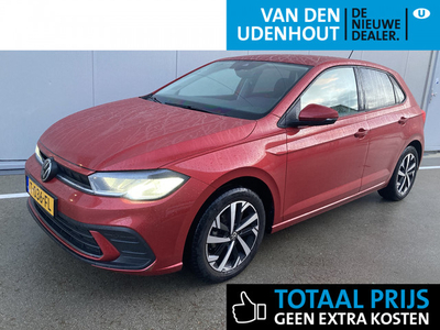 Volkswagen Polo 1.0 TSI 95pk Life | Navi via Apple carplay | Airco | Keyless | LED | 16 inch Lm.velgen | Donker glas | Digital cockpit | Stoelve