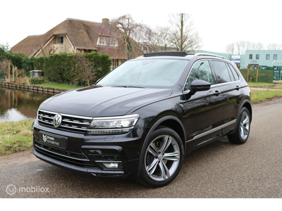 Volkswagen Tiguan 2.0 TSI DSG 4Motion R-Line / Pano / Navi