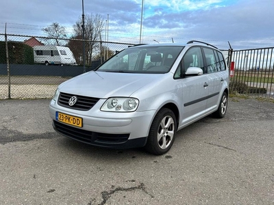 Volkswagen Touran 1.6-16V FSI Turijn