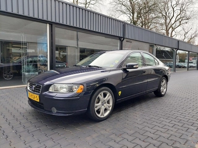 Volvo S60 2.4 Drivers Edition Leer Navi PDC Trekhaak